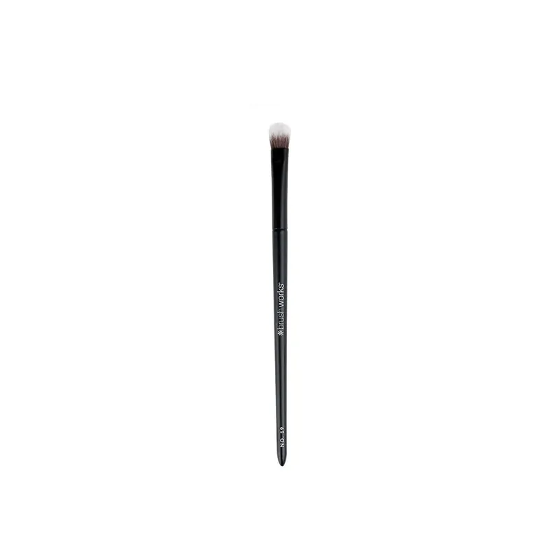 Brushworks Crease Sekoittava Silmämeikkisivellin No. 19 Suomi Toimitus Tehdashinta