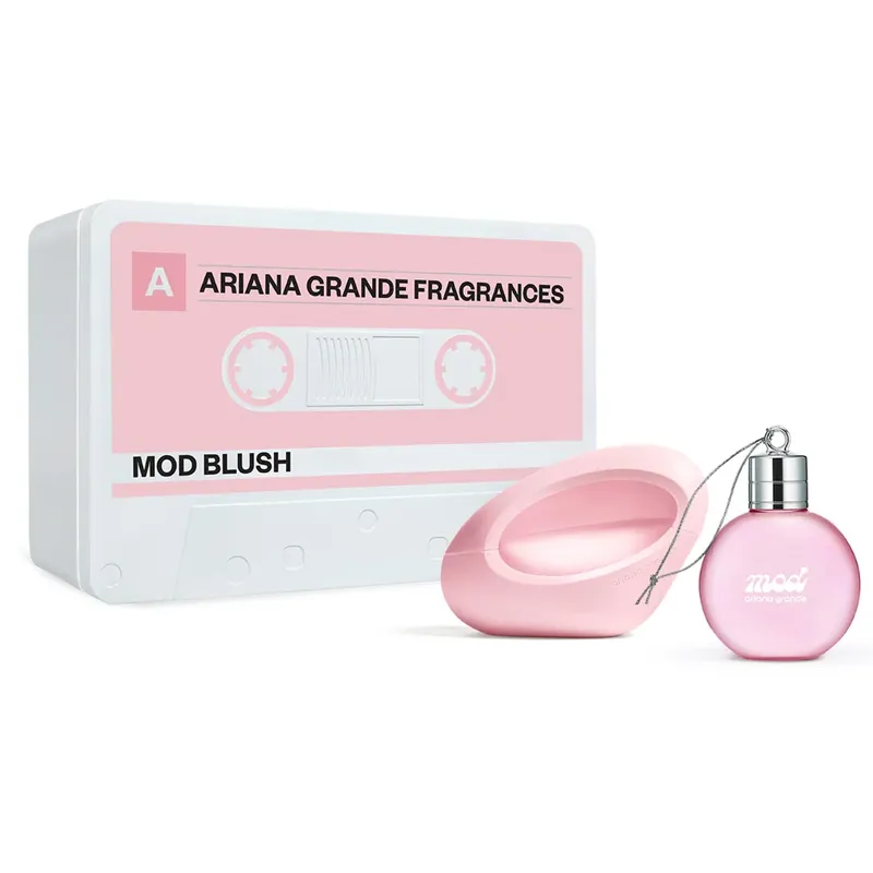 Ariana GrandeMOD Blush Gift SetEdP 30 ml + Doftpenna 10 ml Tilaa Heti