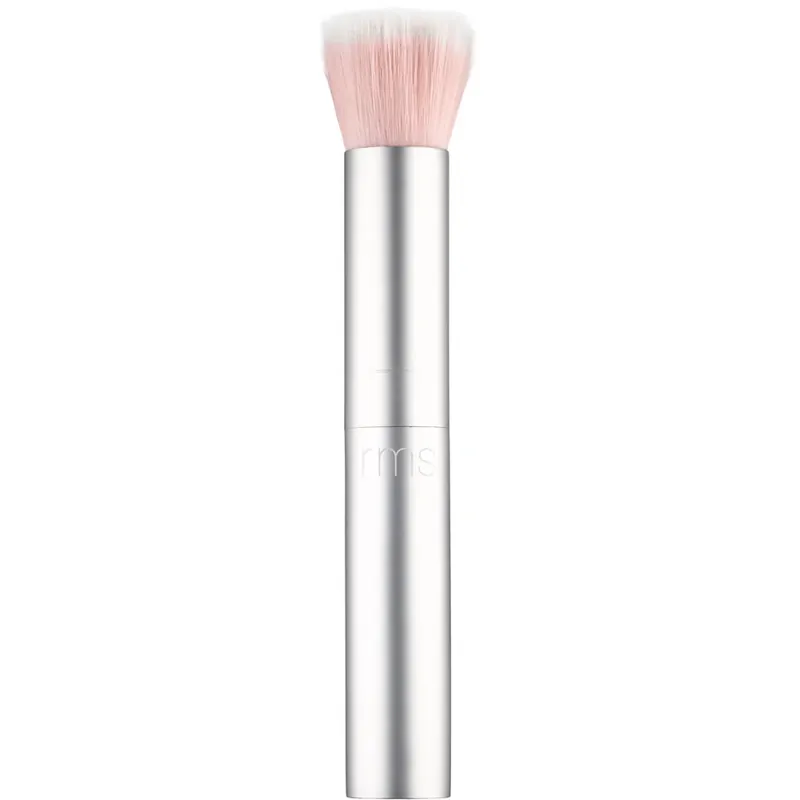 RMS BeautySkin2Skin Blush Brush Pakollinen (Must-Have)