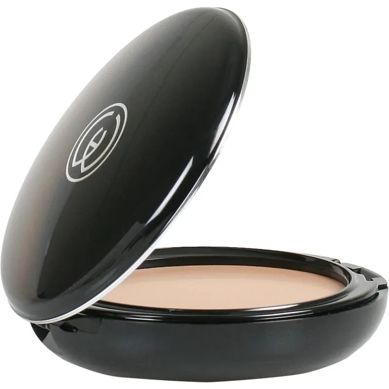 Pakollinen (Must-Have) Maria ÅkerbergCompact FoundationMilk 10 g