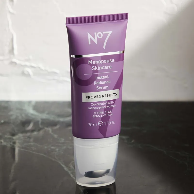 NO7 MENOPAUSE INSTANT RADIANCE SERUM 30 ML Päivän Tarjous